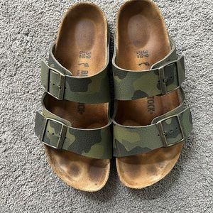 Camo Birkenstocks size 39